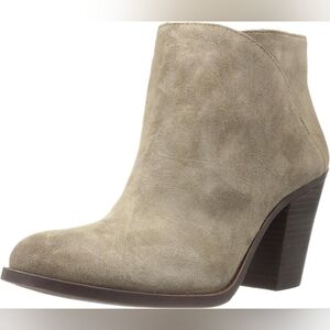 LUCKY BRAND Eesa Suede Bootie Block Heel Tan Sz 9.5 M